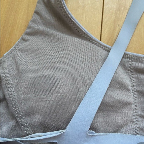 Lululemon Bra- A/B Cup - Picture 8 of 9